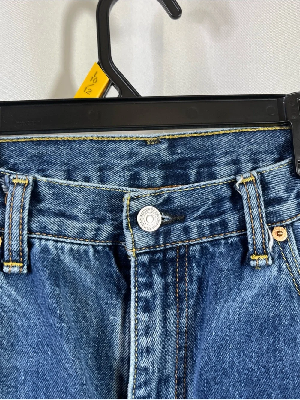Levi’s 550 Relaxed Fit Jeans Mens 36x32 Blue Medium Wash Straight Leg Denim